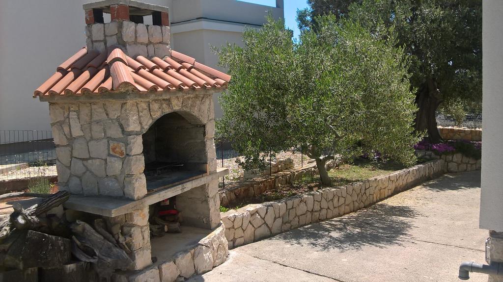 Apartments Krusvina Lun  Exterior foto